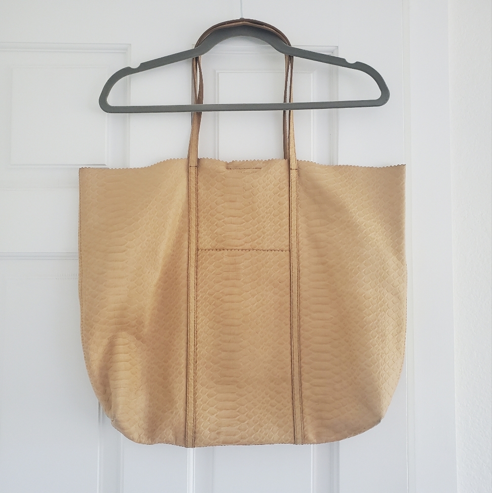 Banana Republic Leather Tote